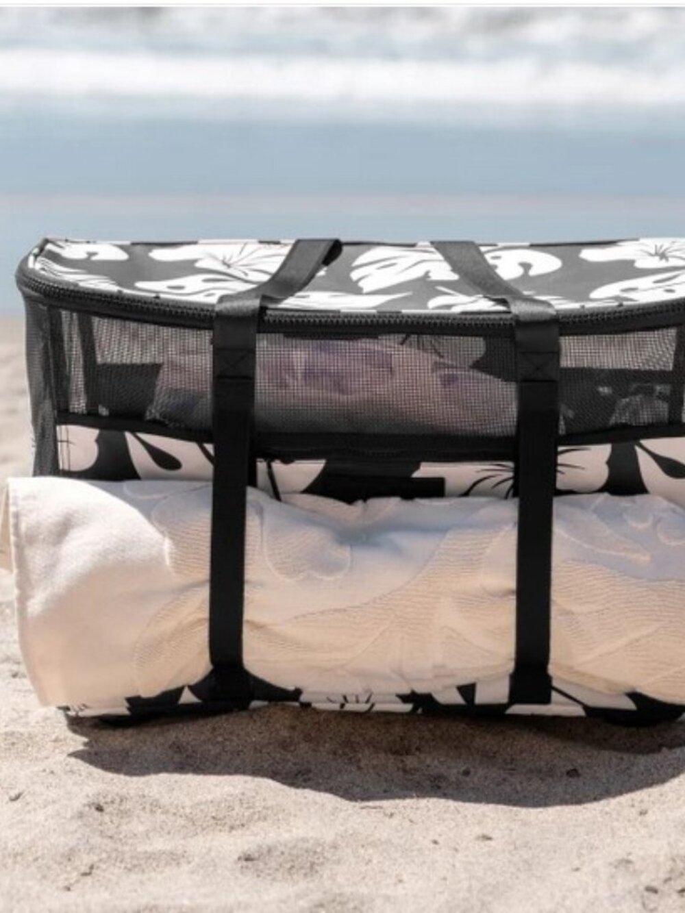 Aloha + CleverMade Collapsible Beach Tote NEW - Picture 3 of 4